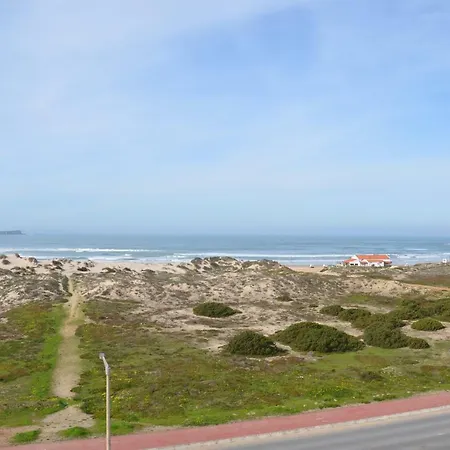Baleal Tower Bay Apartment Ferrel  Exterior photo